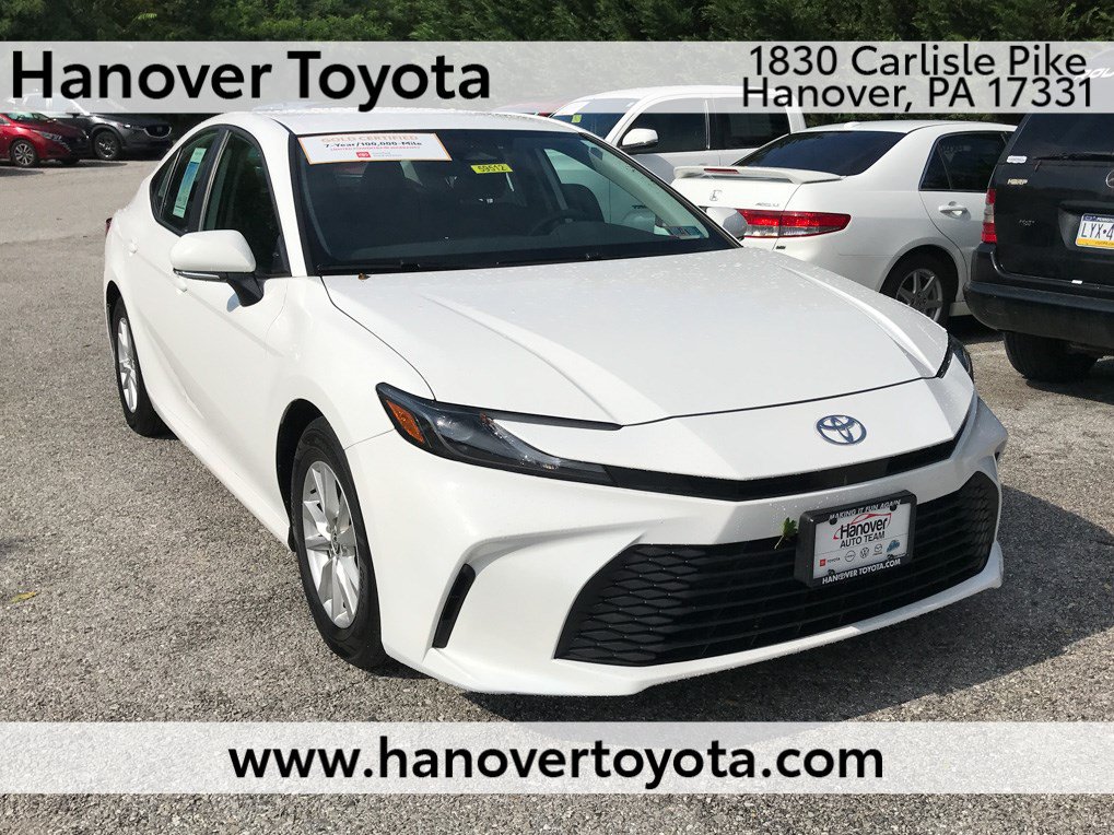 Certified 2025 Toyota Camry LE FWD image 1