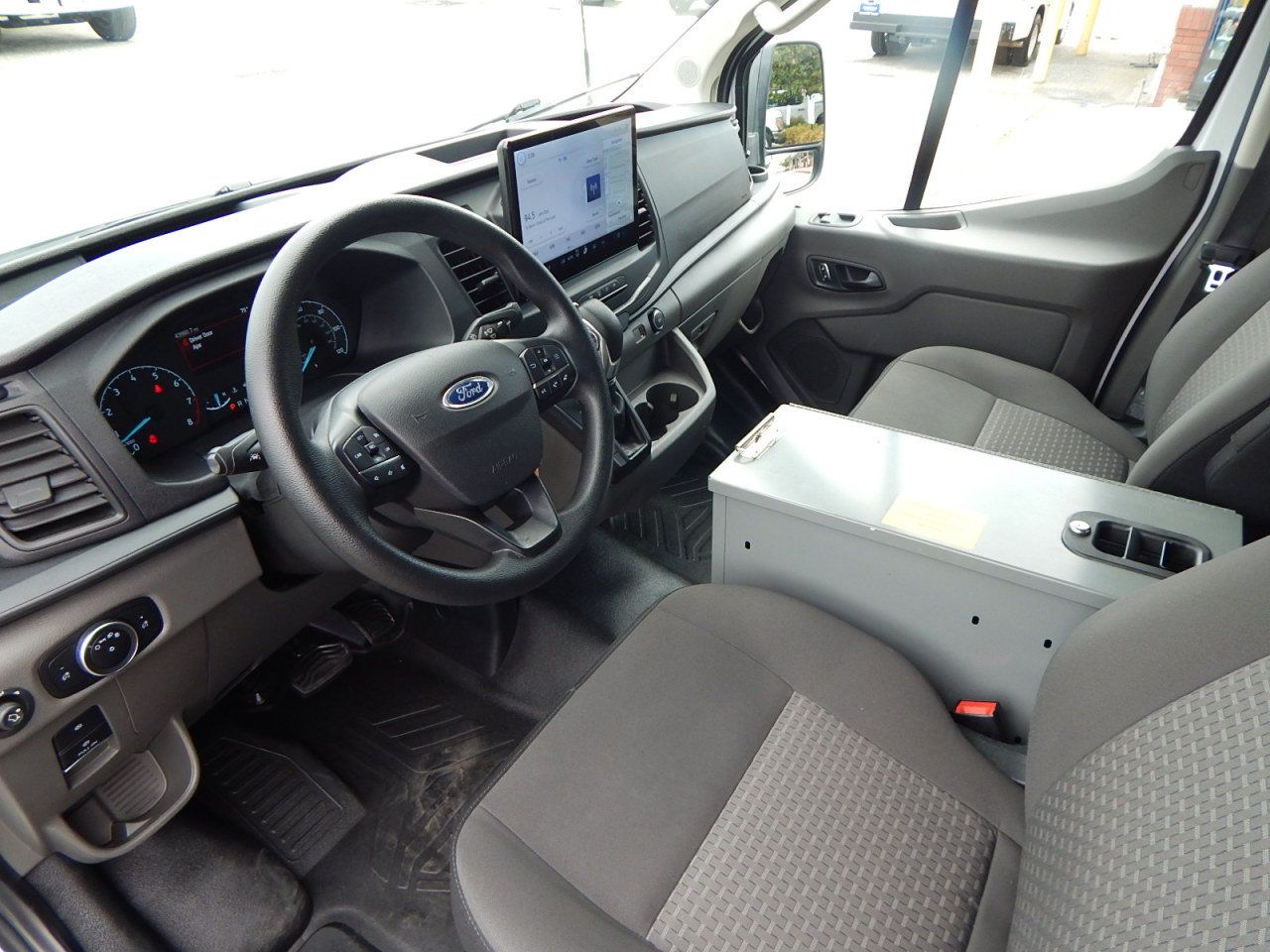 Used 2022 Ford Transit 250 Low Roof RWD image 17
