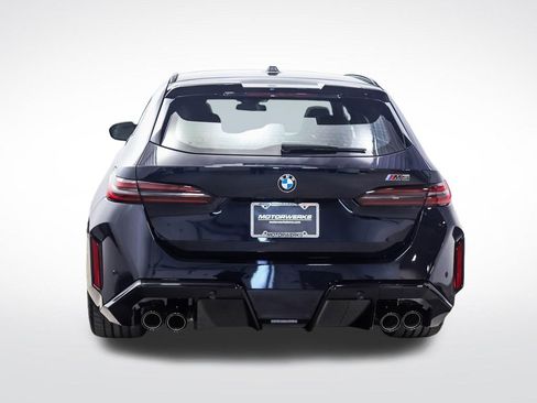 New 2026 BMW M5 Touring w/ Executive Package AWD/4WD image 5