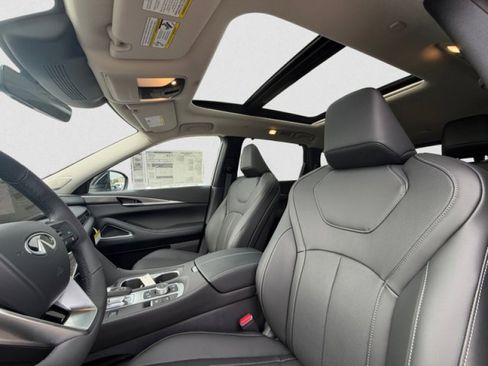 New 2026 INFINITI QX60 Luxe image 12