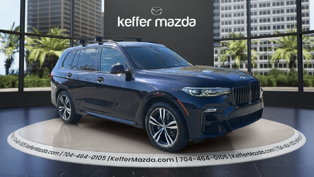 Used 2020 BMW X7 xDrive40i w/ M Sport Package AWD/4WD image 1