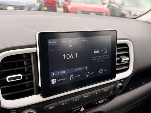 New 2026 Hyundai Venue SEL FWD image 25