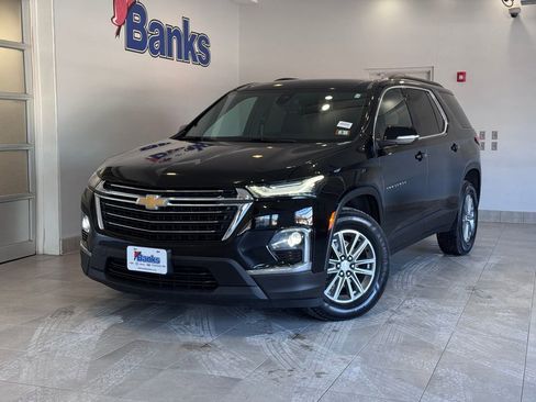 Certified 2024 Chevrolet Traverse LT image 2