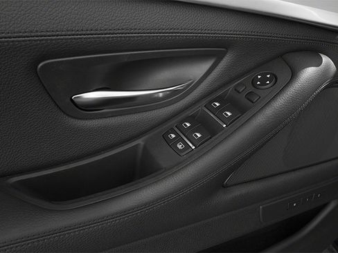 Used 2014 BMW 535d Sedan image 20