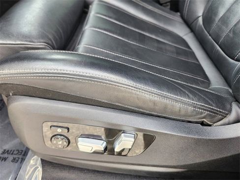 Used 2020 BMW X5 M50i w/ Parking Assistance Package image 9