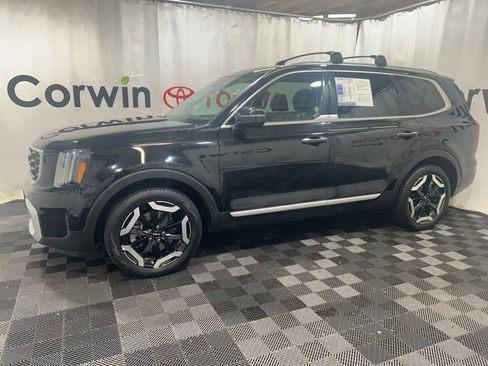 Used 2025 Kia Telluride S image 4