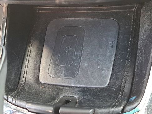 Used 2016 Toyota Avalon Touring image 25