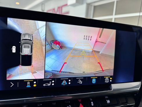 Certified 2023 Chevrolet Silverado 1500 LTZ w/ LTZ Convenience Package II image 19