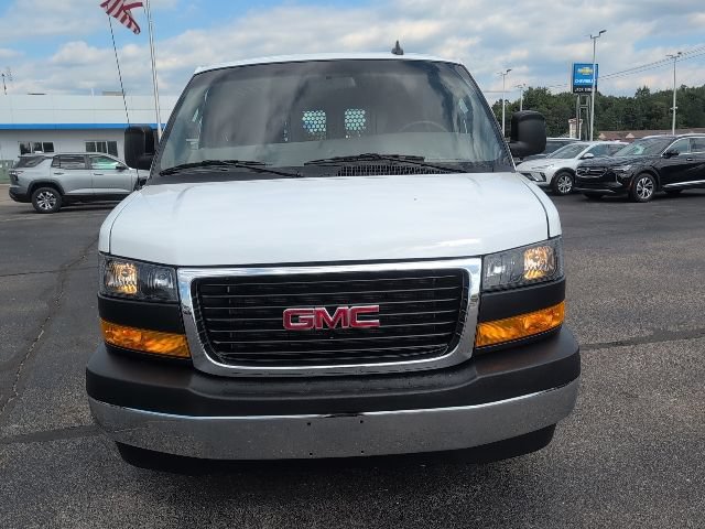 Used 2025 GMC Savana 2500 w/ Driver Convenience Package RWD image 14