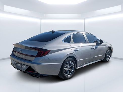 Used 2023 Hyundai Sonata SEL FWD image 3