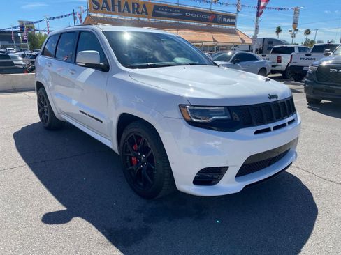 Used 2019 Jeep Grand Cherokee SRT AWD/4WD image 3