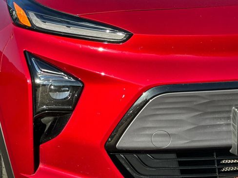 Used 2023 Chevrolet Bolt EUV LT w/ Convenience Package image 42