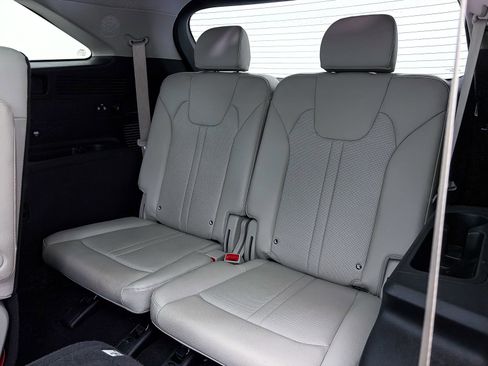 Used 2023 Kia Sorento SX Prestige w/ Panoramic Sunroof Package AWD/4WD image 42