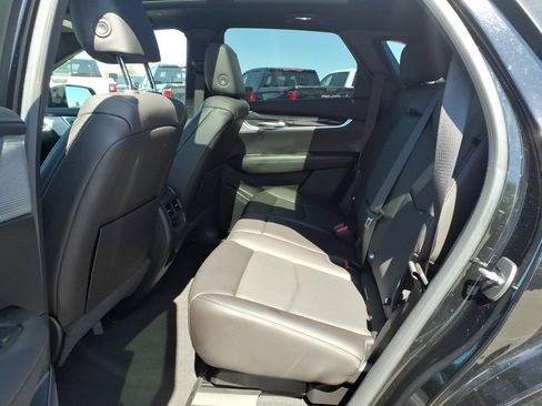 Certified 2023 Cadillac XT5 Premium Luxury AWD/4WD image 9