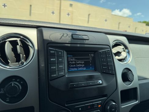 Used 2013 Ford F150 XLT w/ XLT Chrome Pkg AWD/4WD image 28