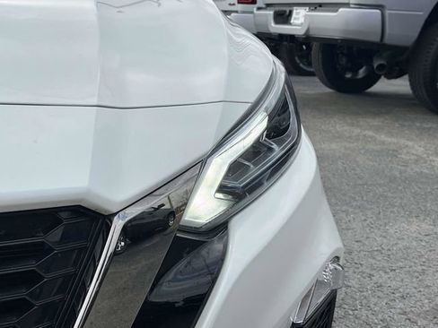 Used 2020 Nissan Altima 2.5 SR w/ Premium Package image 9