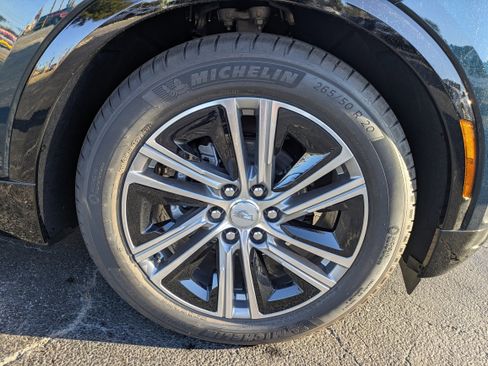 New 2026 Cadillac Lyriq Premium Luxury image 12