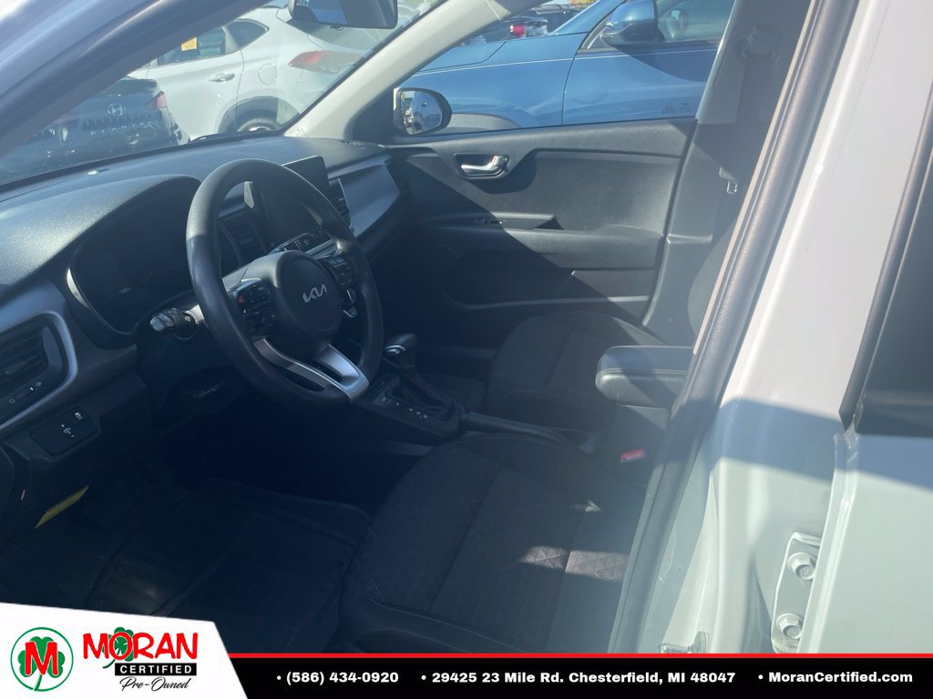 Used 2023 Kia Rio S FWD image 11
