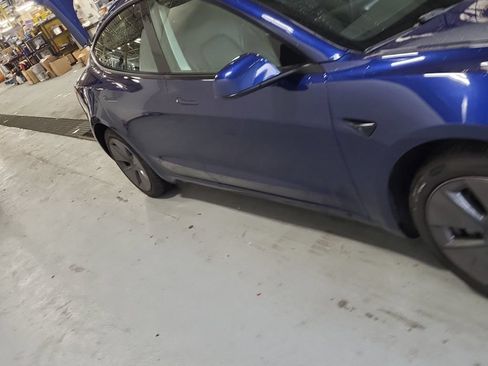 Used 2023 Tesla Model 3 Standard Range RWD image 3