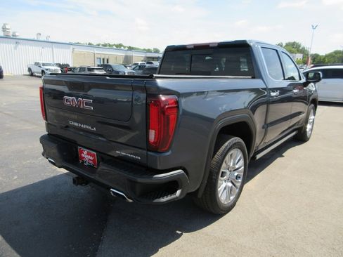 Used 2021 GMC Sierra 1500 Denali w/ Denali Premium Package AWD/4WD image 7