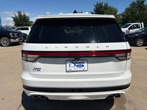 New 2026 Lincoln Aviator Reserve AWD/4WD image 6