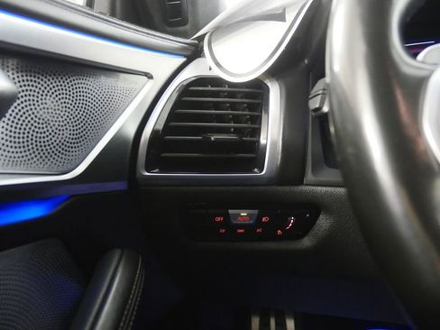 Used 2021 BMW M850i xDrive Coupe w/ M Carbon Exterior Package image 22