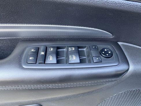 Used 2019 Dodge Durango GT image 29