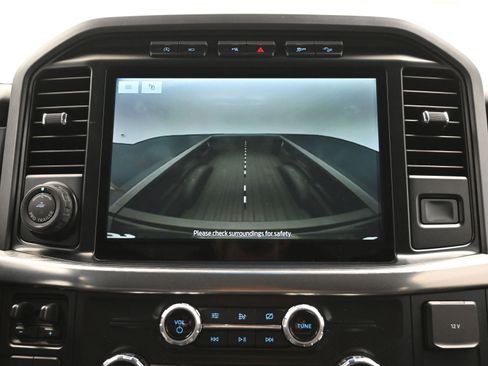 Used 2021 Ford F150 Lariat image 31