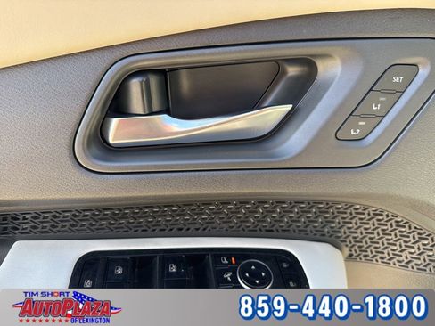 Used 2023 Nissan Ariya AWD image 65