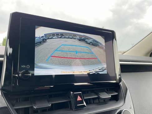 Used 2024 Toyota Corolla LE image 22