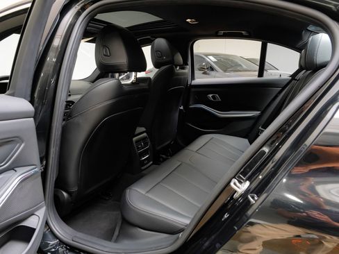 Used 2025 BMW 330i Sedan RWD image 39