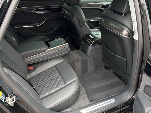 Certified 2022 Audi S8 image 17