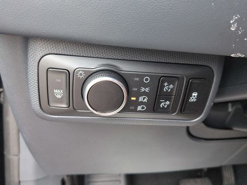 Used 2025 Ford Mustang Mach-E Select RWD image 16