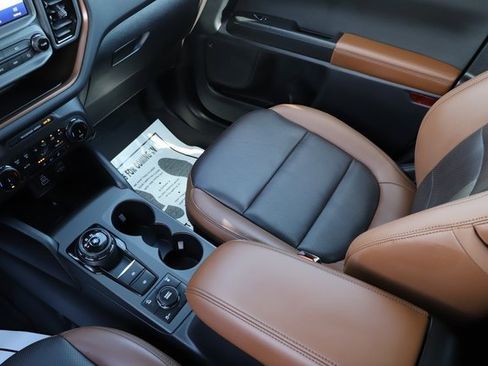 Used 2024 Ford Bronco Sport Badlands w/ Premium Package image 28