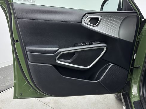Used 2021 Kia Soul X-Line image 10
