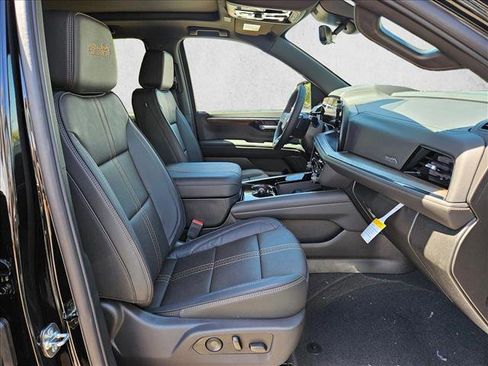 New 2026 Chevrolet Tahoe High Country AWD/4WD image 17
