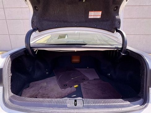 Used 2016 Lexus ES 350 w/ Luxury Package w/Wood Trim image 32