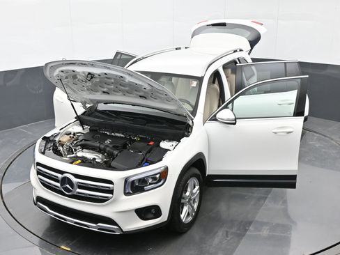 Used 2020 Mercedes-Benz GLB 250 image 44