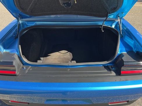 Used 2016 Dodge Challenger SRT Hellcat image 19