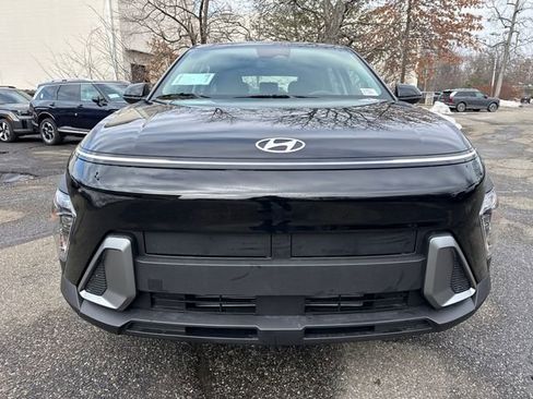 New 2026 Hyundai Kona SE image 2