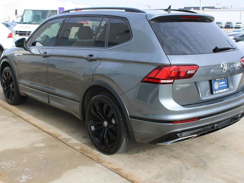 Certified 2021 Volkswagen Tiguan SE R-Line image 4