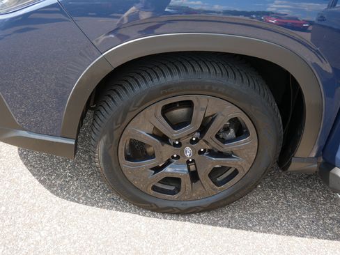 Used 2023 Subaru Ascent Onyx Edition AWD/4WD image 15