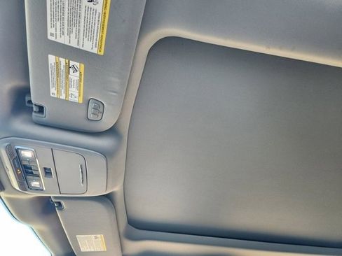 Used 2022 Ford F150 Lariat w/ Equipment Group 502A High image 26