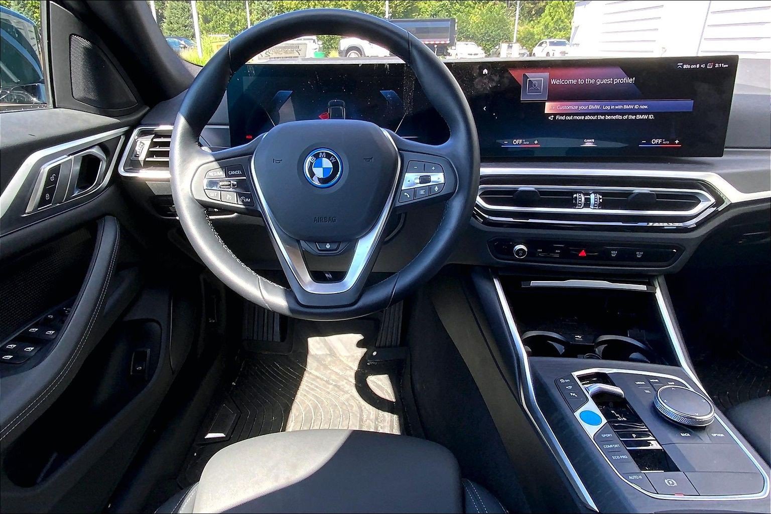 Used 2023 BMW i4 eDrive35 w/ Premium Package RWD image 11