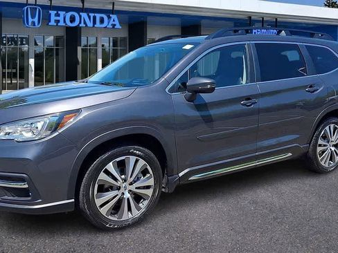 Used 2022 Subaru Ascent Limited w/ Technology Package AWD/4WD image 4