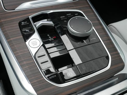 Certified 2026 BMW X5 sDrive40i RWD image 29