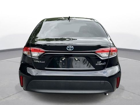 Used 2024 Toyota Corolla LE w/ LE Convenience Package FWD image 7