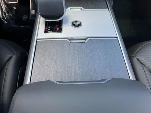 New 2025 Land Rover Range Rover SE image 22