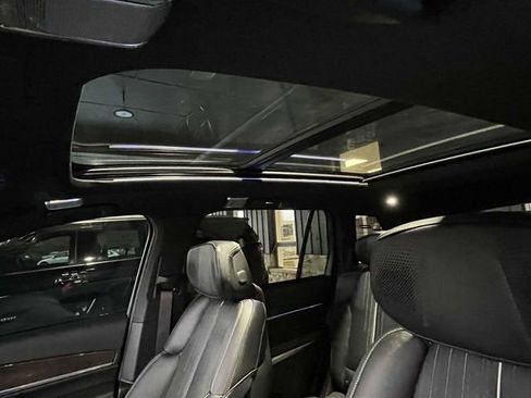 Used 2026 Cadillac Vistiq Sport image 18