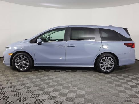 Used 2025 Honda Odyssey Touring image 20